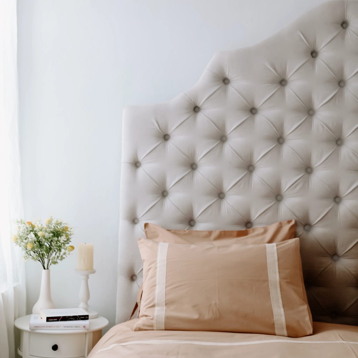 Lace-trimmed bed linen, percale – Peach Fuzz – detail 7