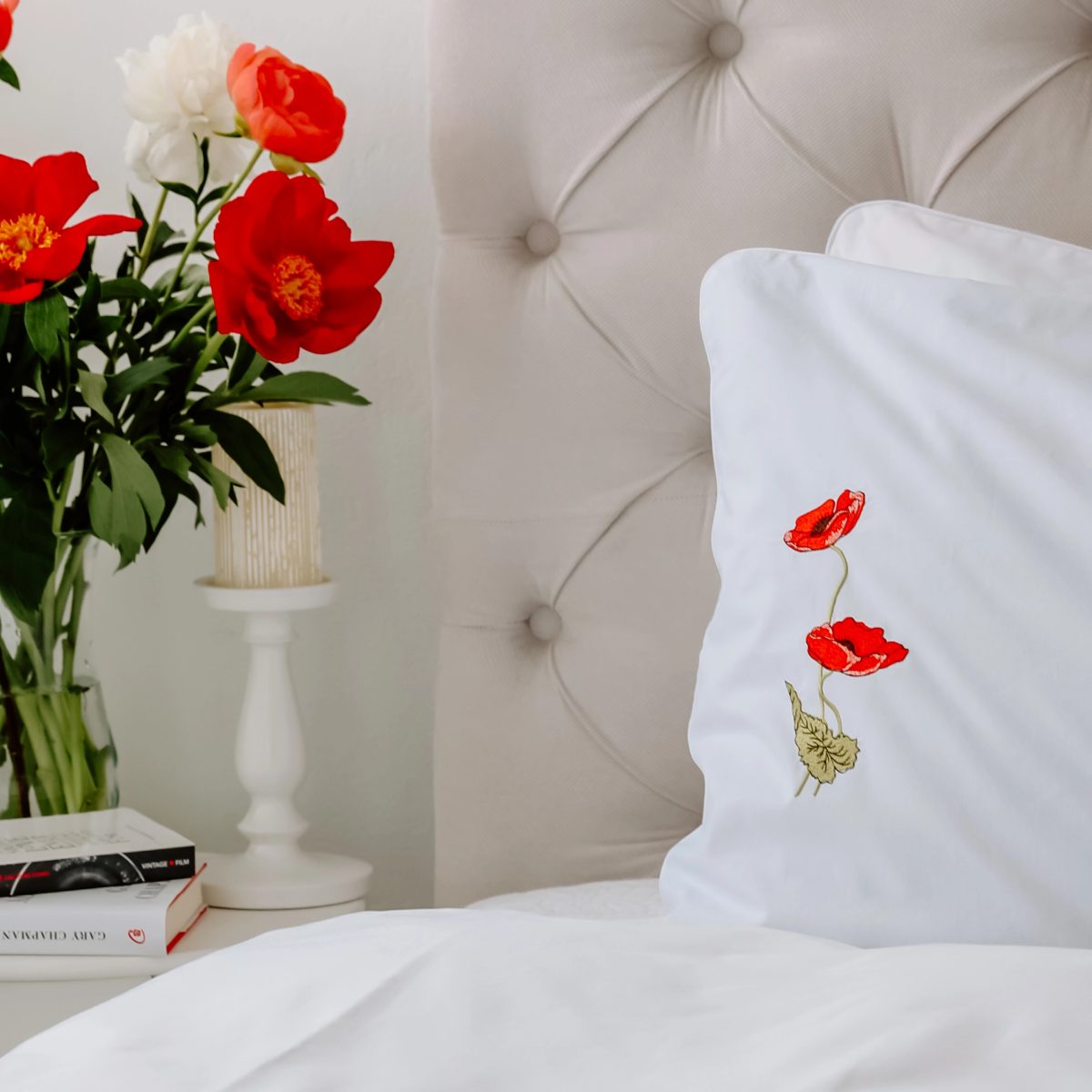 Premium white bed linen, percale cotton – Poppies embroidery