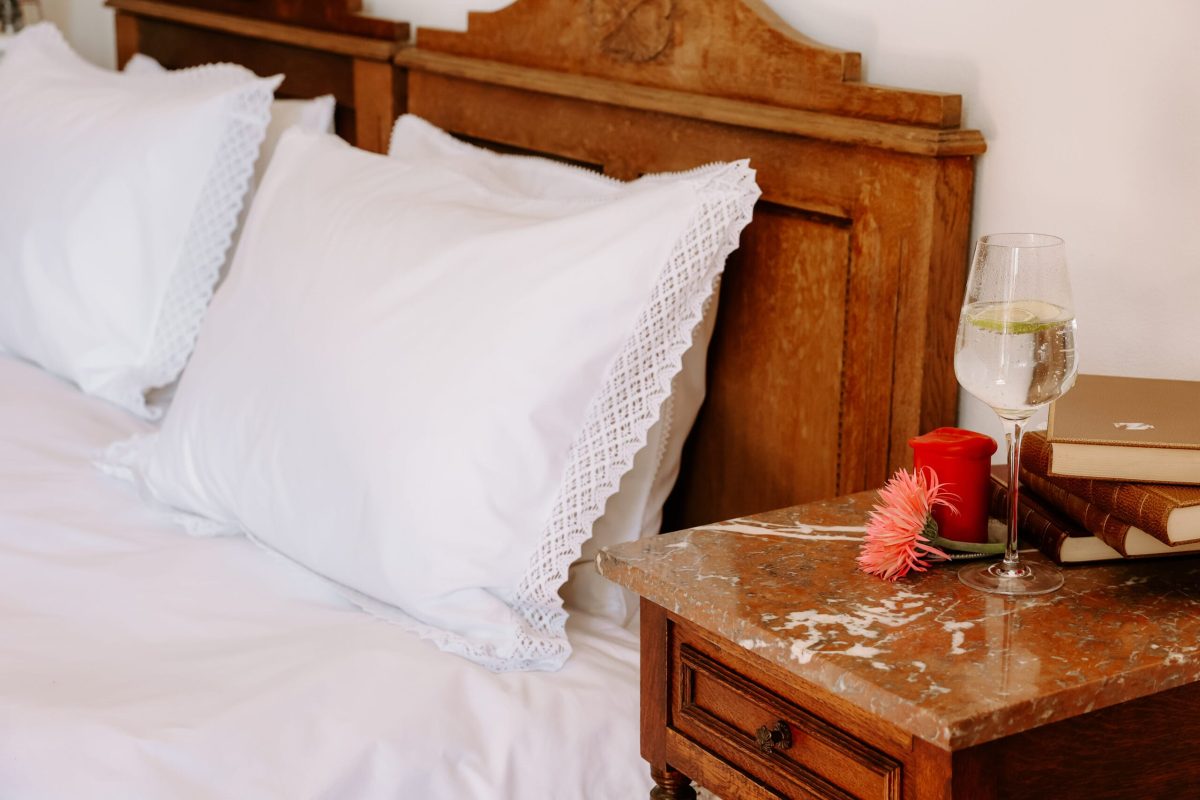 Cotton bed linen with lace – Model 1