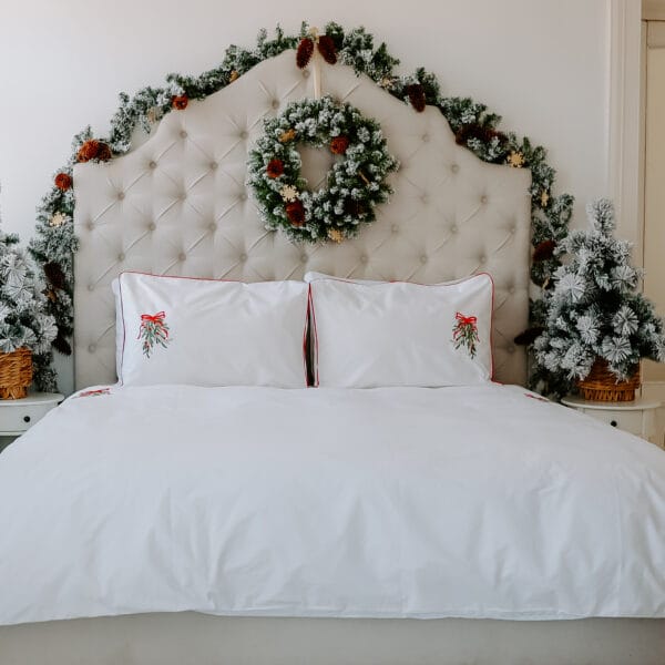 Lenjerie de Pat Albă Premium - Bumbac Percale - Matrimonial- Broderie Crenguta Vasc